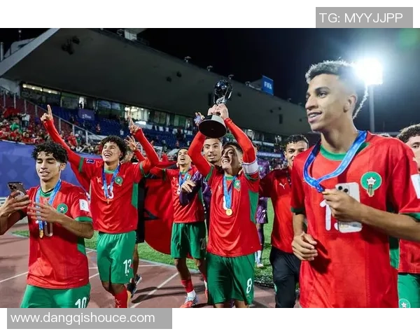 世界顶级男足球星的子女名字曝光 这些孩子们将继承父亲的足球传奇